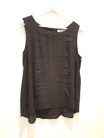 Worthier Black Eleanor Linen Top